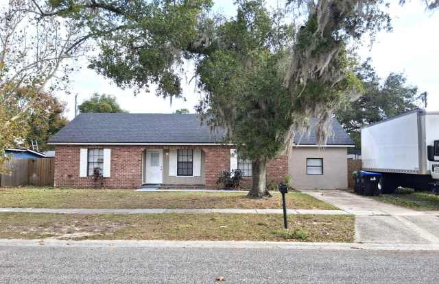Upgraded 4BD/2BA Single Family Home in Orlando! photos photos
