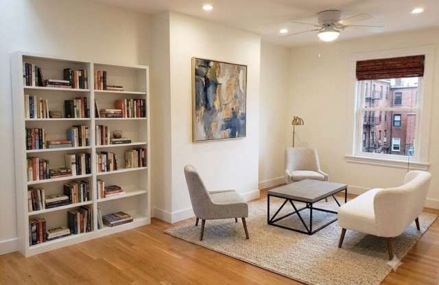 39 Lawrence Street Gallery 2
