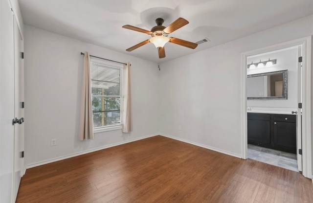 2713 Gordon Avenue Gallery 2