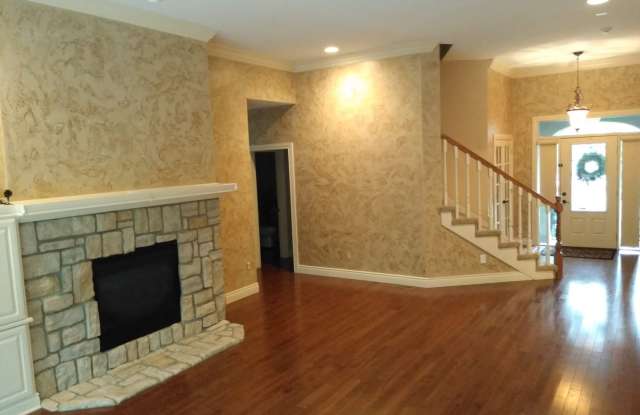 115 Briarcliff Drive Gallery 2