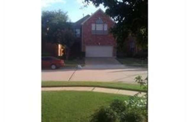 532 Silver Maple Drive - 532 Silver Maple Drive, Irving, TX 75063