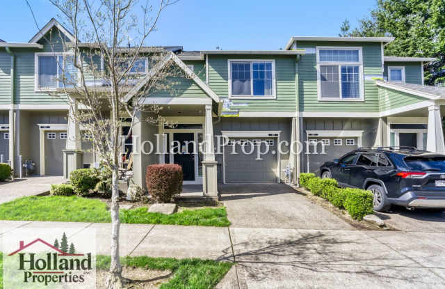 Live in Style: Updated Townhome with Amenities & Ideal Location photos photos