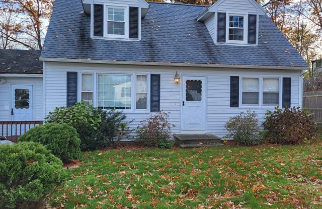 141 Greenwood Court photos photos