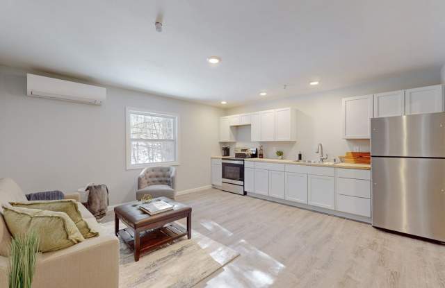 Nasson in the Pines, Modern Living on a Wooded Campus Gallery 3