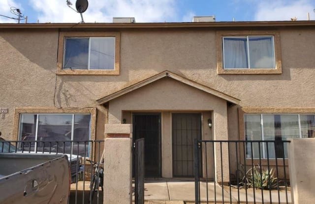 4020 S 15TH Street - 4020 South 15th Street, Phoenix, AZ 85040