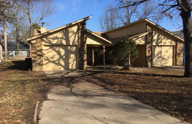 1309 Southridge Ct Gallery 1