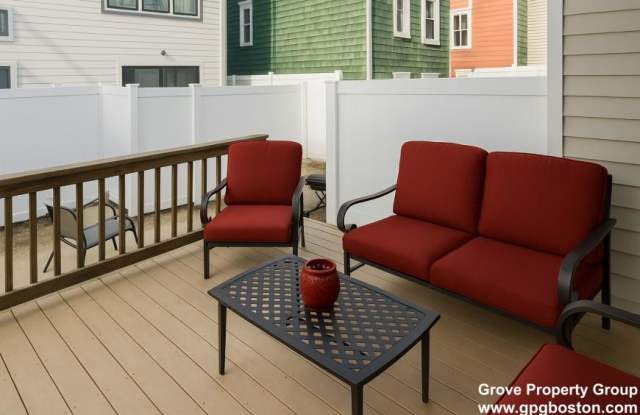 742 East 6th photos photos