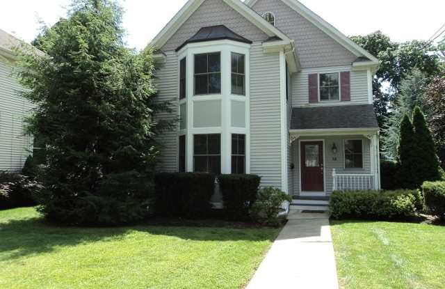 18 MAPLE AVENUE - 18 Maple Avenue, Morris Plains, NJ 07950