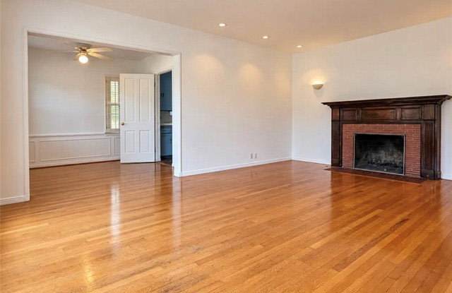 6548 Colbath Avenue Gallery 2
