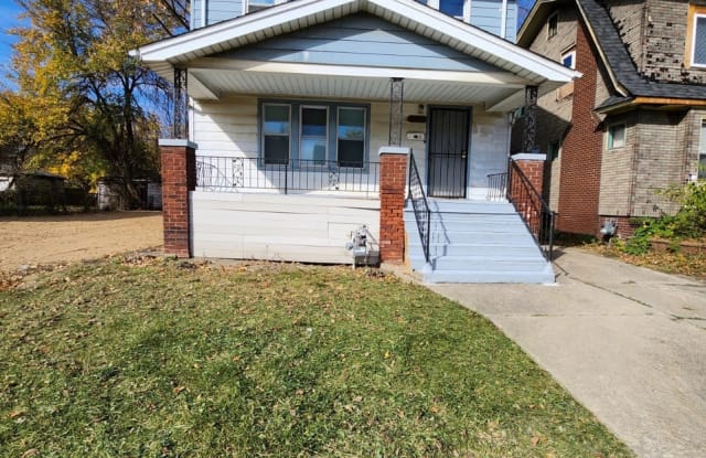 2474 Fullerton Avenue photos photos