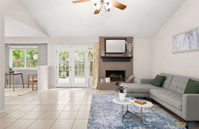 8914 Sparkling Creek Drive Gallery 1