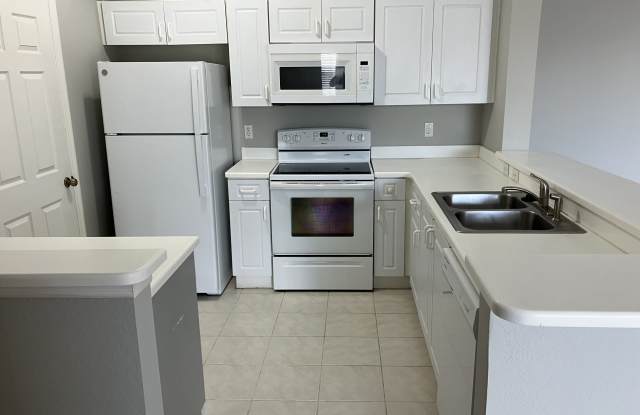 9015 Colby Drive - 9015 Colby Drive, McGregor, FL 33919