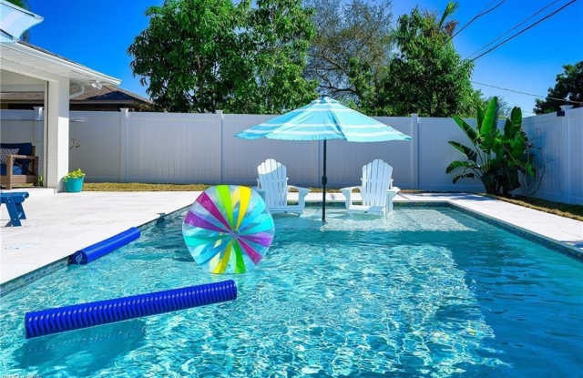 760 106th Ave photos photos