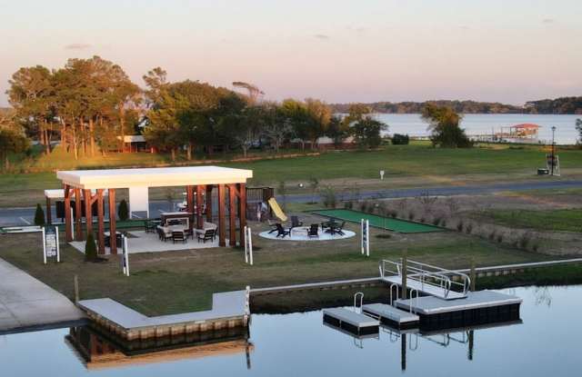 204 River Oats Court Gallery 3