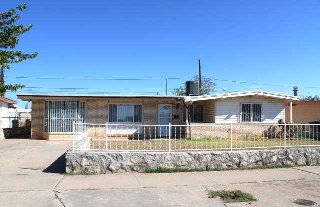 5613 Wadsworth photos photos