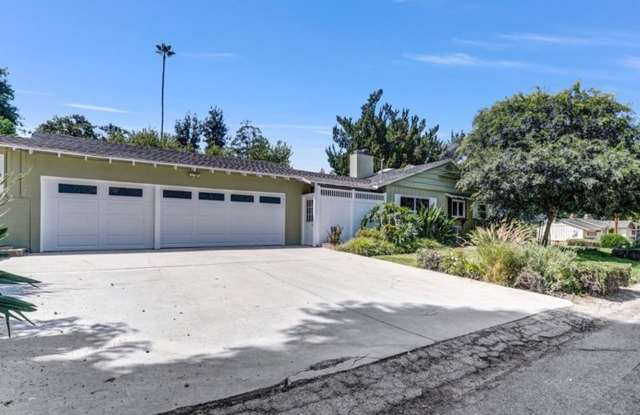 Welcome to this charming 3-bedroom, 2-bathroom home located in the desirable Woodland Hills, CA. photos photos