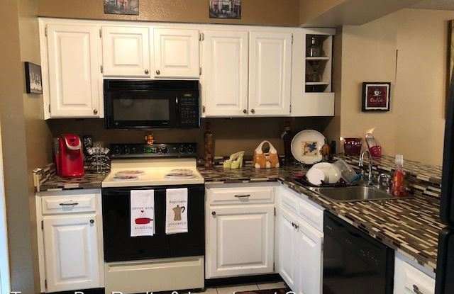 16320 Rambling Vine Dr. W Gallery 2
