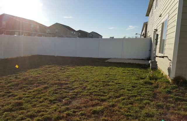 3309 11th Ave NE photos photos