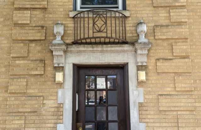 1705 W North Shore Ave photos photos