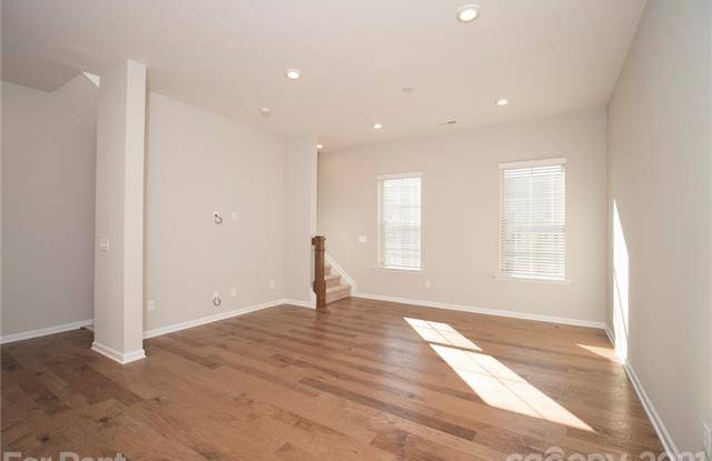 1139 Doveridge Street Gallery 4