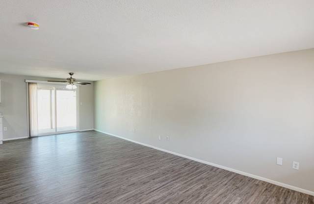 Coming Soon! Charming Home in Phoenix. Gallery 2