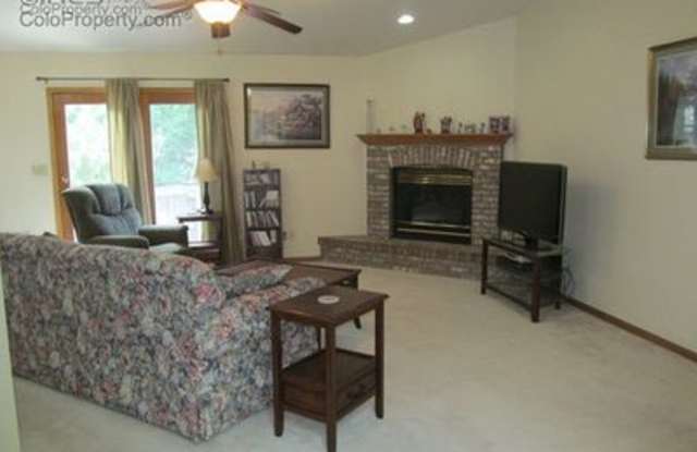 4418 Brookwood Ct Gallery 4