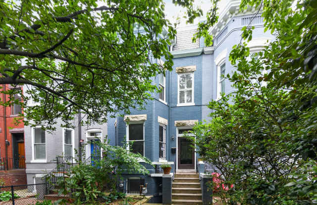 1319 Massachusetts Avenue Southeast - 1 photos photos