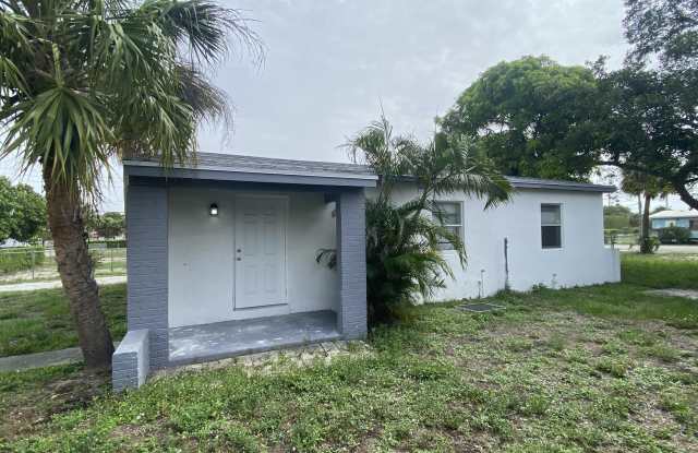 1136 Avenue G photos photos