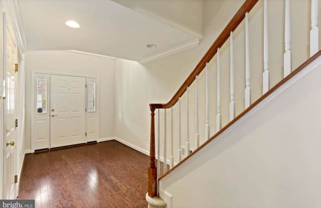 4287 PARK GREEN COURT Gallery 3