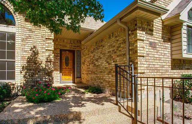 1929 Templehill Drive Gallery 3