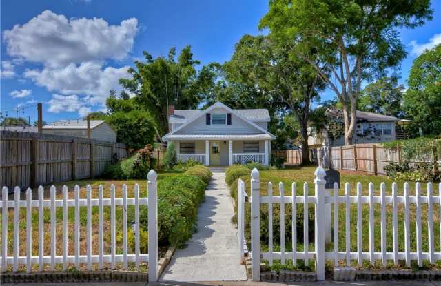 2424 2ND AVENUE N Gallery 2
