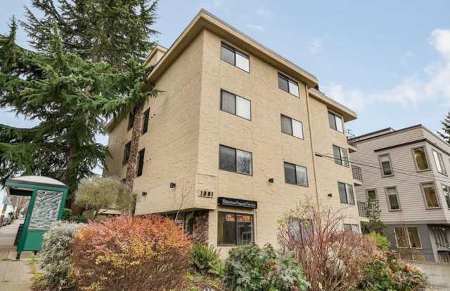 Light Filled Remodeled Condo w/ Secure Parking Included- Queen Anne Gallery 3