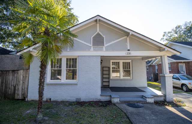 Charming 2 Bedroom Home Steps from USC – Location, Character & Outdoor Living! Gallery 3