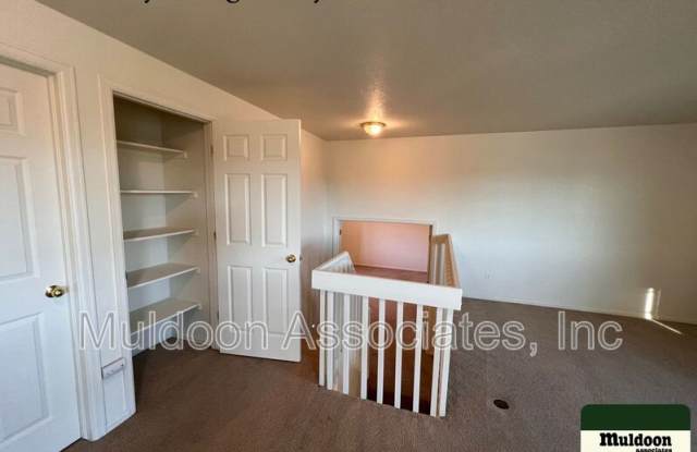 5807 Poudre Way Gallery 4