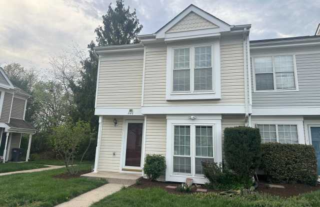 326 LANCASTER Square unit: 326 photos photos