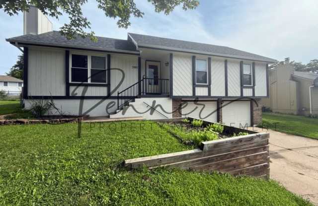 505 SE Mount Vernon Drive - 505 Southeast Mount Vernon Drive, Blue Springs, MO 64014
