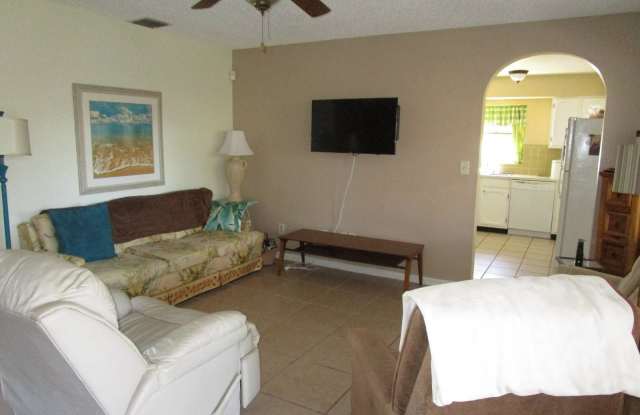2641 Greenacre Dr Gallery 2