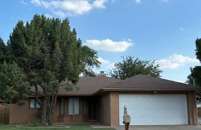 Three bedroom, two bath home available for lease! photos photos