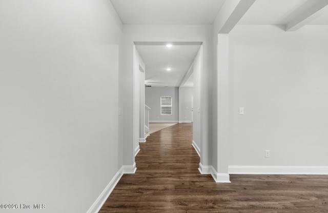 906 Courthouse Crossing Gallery 3