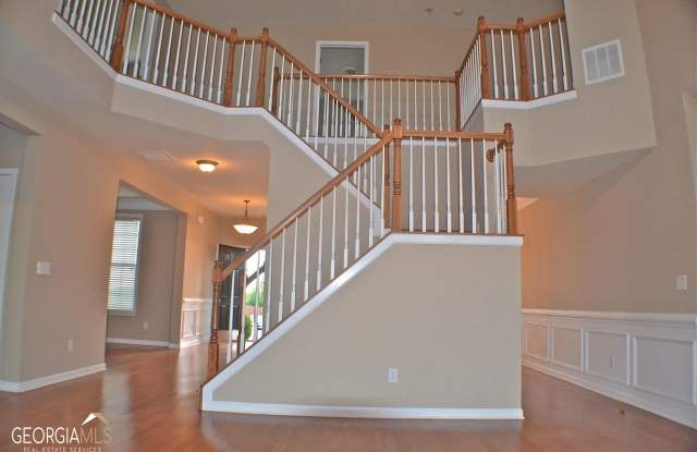 591 Fulper Court Gallery 2