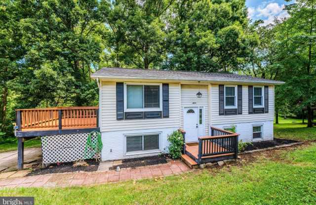 584 ROCKBRIDGE Drive SE Gallery 1