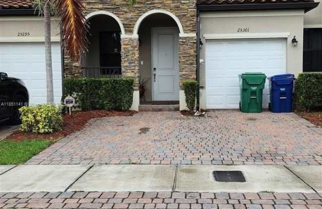 25301 SW 114th Ct photos photos