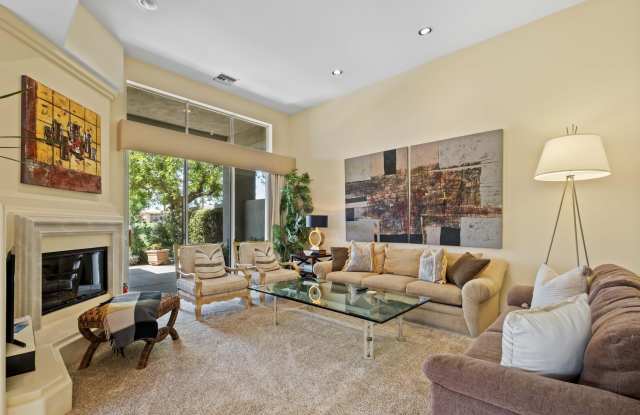 461 Desert Holly Drive Gallery 3