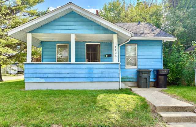1246 Bissell St photos photos