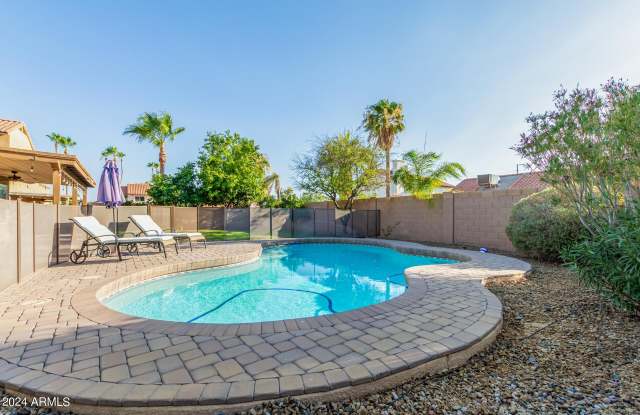 15824 N 57TH Street photos photos