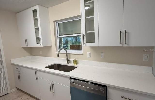 5454 BRACKEN Court Gallery 3