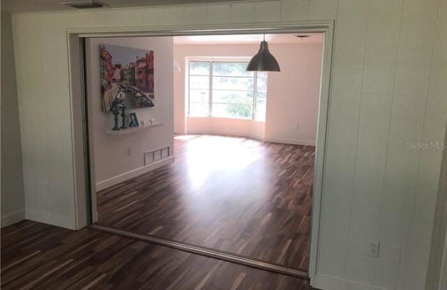 6514 Blue Water Avenue Gallery 4