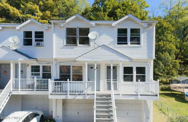 125 Sawkill Avenue Gallery 3
