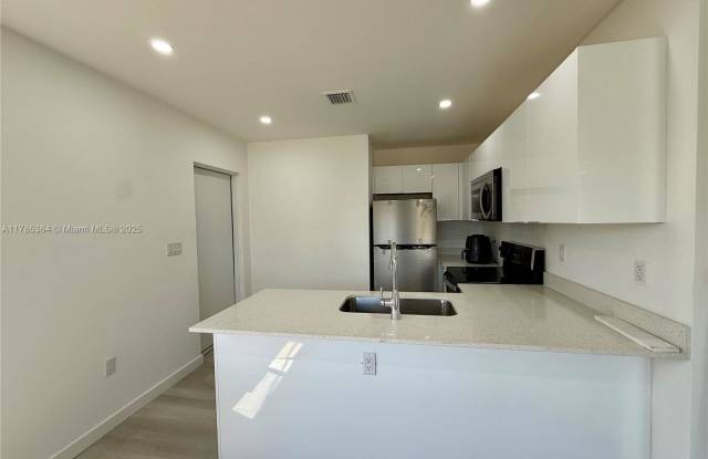 1391 Northwest 72nd Street photos photos