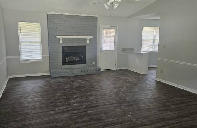202 Dunaway Dr Gallery 2
